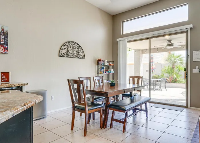 Holiday home Relax Poolside In Mesa: Family 12 Mi To Dtwn *