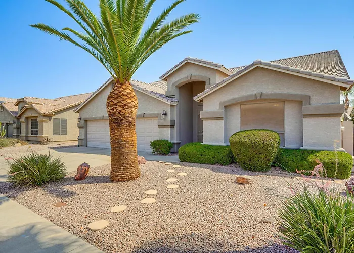 Relax Poolside In Mesa: Family 12 Mi To Dtwn Holiday home Mesa